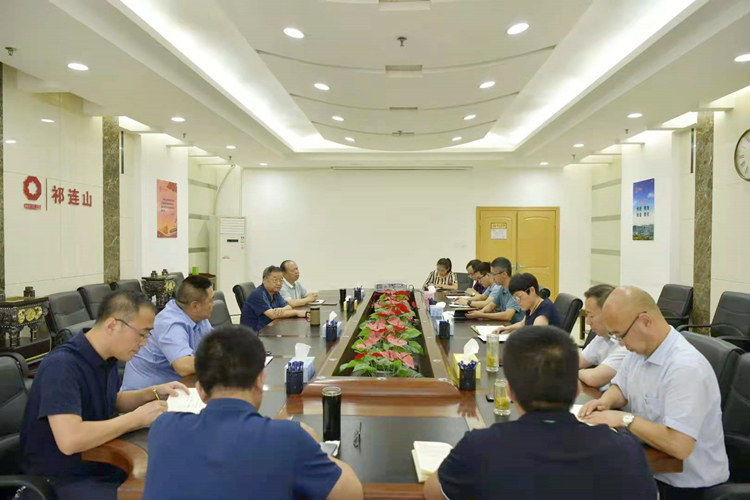 機關(guān)一支部二小組專題組織生活會_副本.jpg