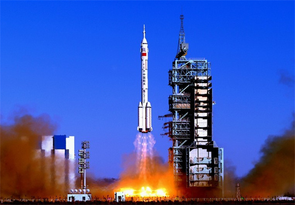 1958年，祁連山牌水泥用于澆筑 酒泉衛(wèi)星發(fā)射基地發(fā)射塔架-圖片來源網(wǎng)絡(luò).jpg
